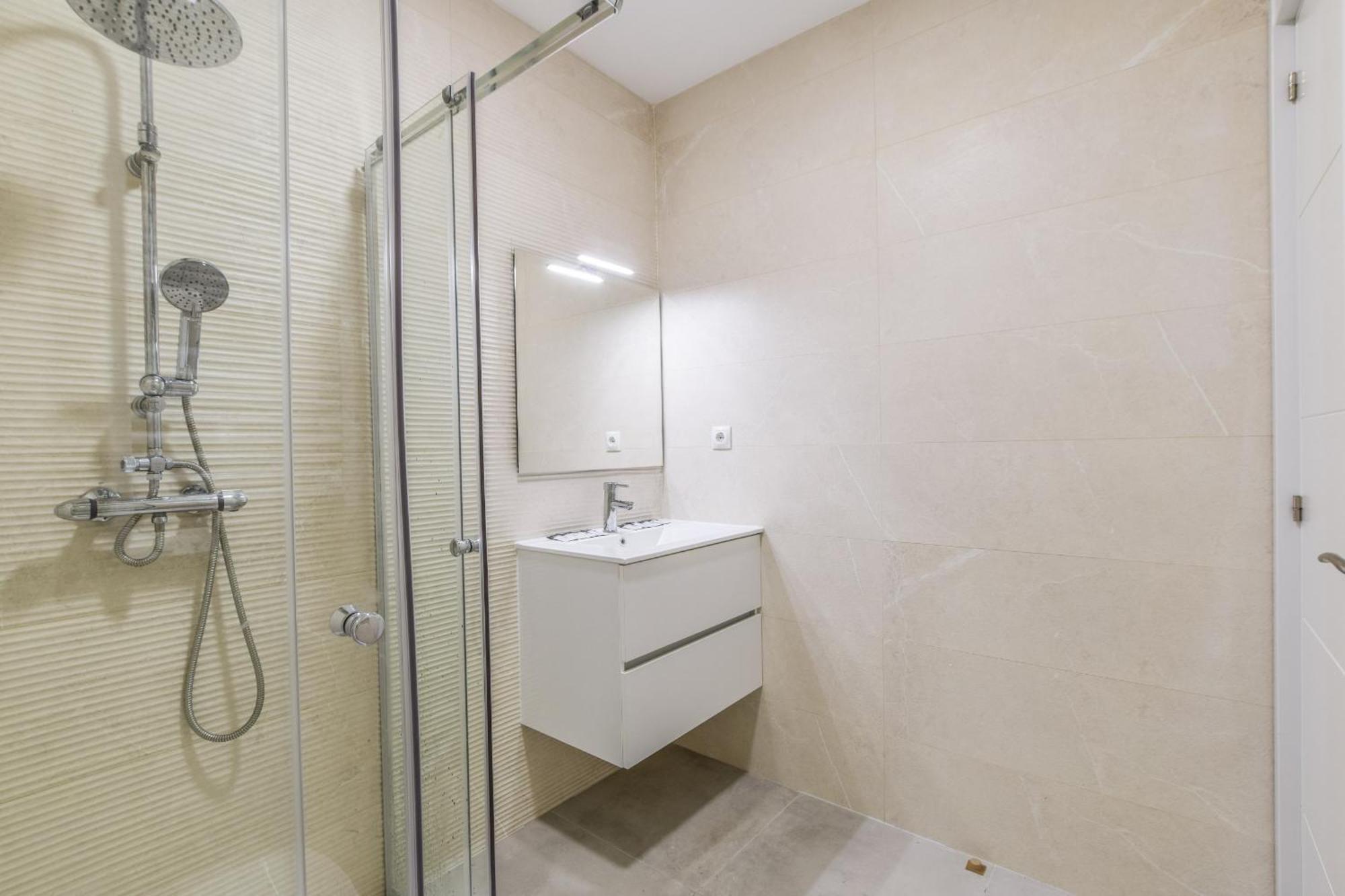 Apartamentos En La Avda De La Albufera Alquiler Temporal 马德里 外观 照片
